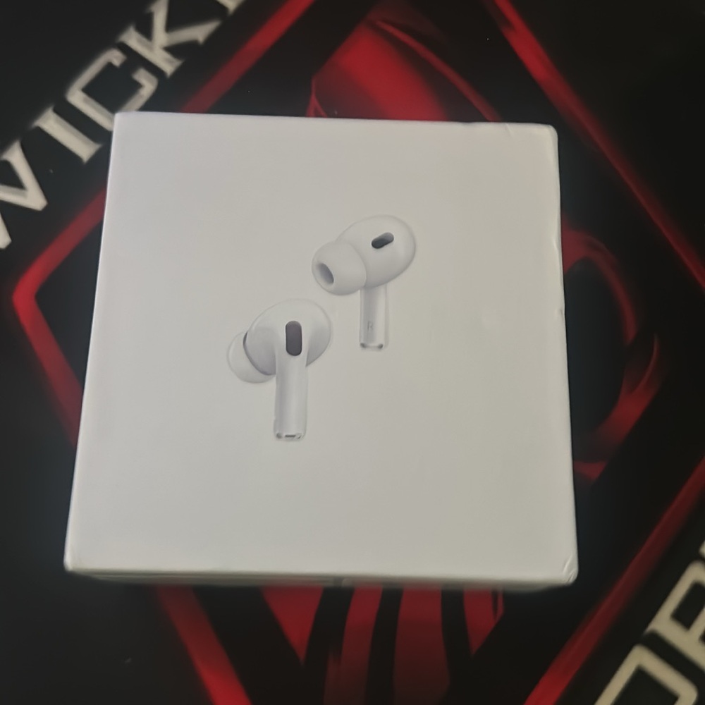 Apple AirPods Pro with White Finish